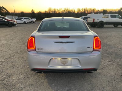 2022 Chrysler 300 Touring