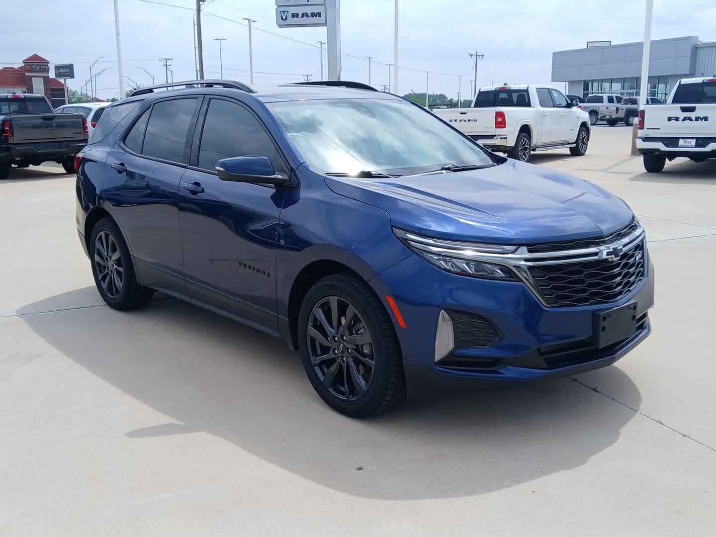 2023 Chevrolet Equinox RS