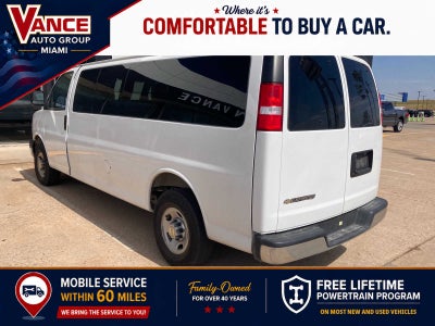 2025 Chevrolet Express Passenger 1LT