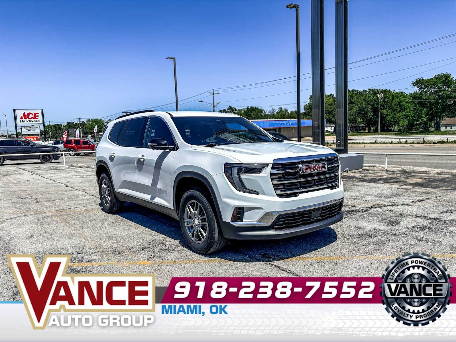 2025 GMC Acadia Elevation FWD's photo