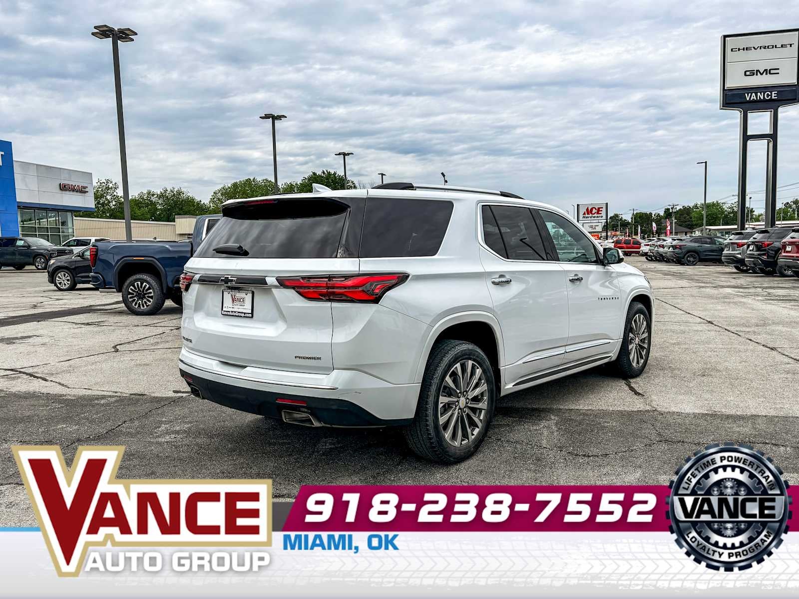 2023 Chevrolet Traverse Premier