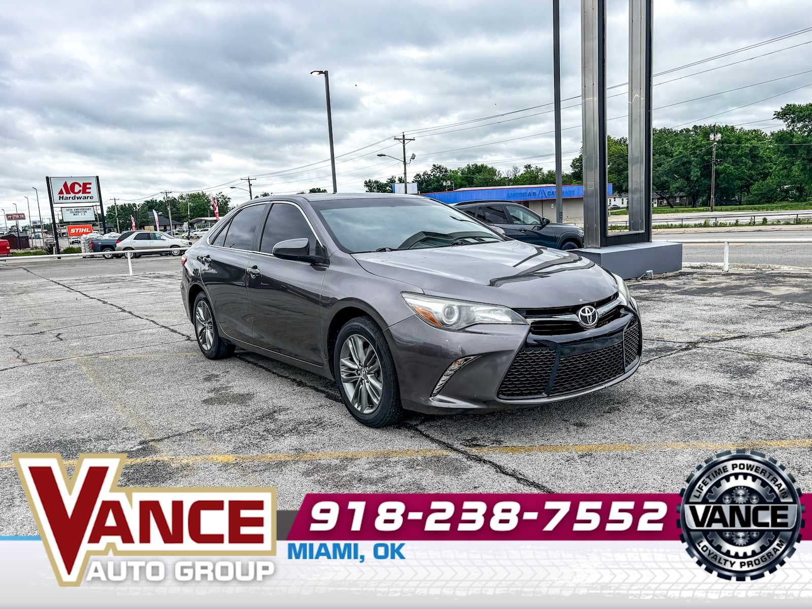 2017 Toyota Camry 2.5 Auto SE's photo