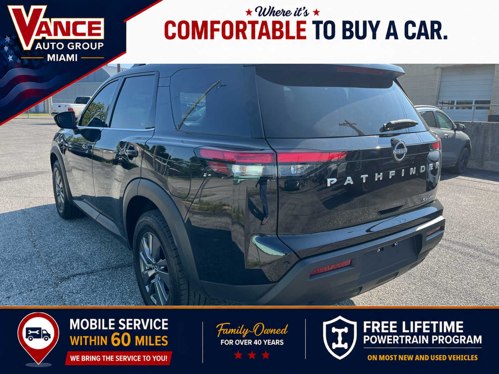 2024 Nissan Pathfinder SV