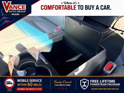 2017 Toyota Sienna XLE Auto Access Seat