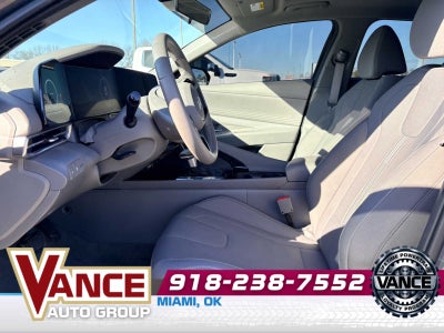 2025 Hyundai Elantra SEL Convenience