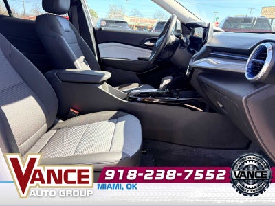 2025 Chevrolet Trax LT