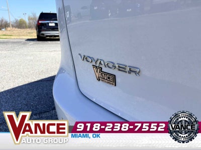 2025 Chrysler Voyager LX