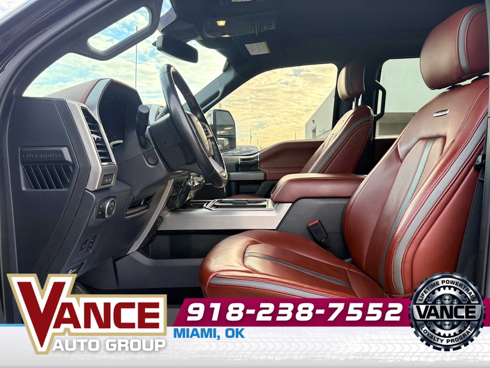 2022 Ford Super Duty F-350 DRW Platinum