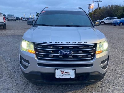 2017 Ford Explorer Base