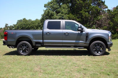 2025 Ford Super Duty F-250 Pickup XL