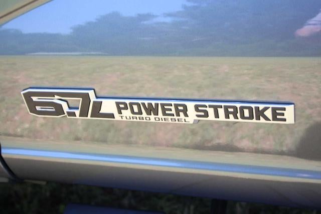 2025 Ford Super Duty F-250 Pickup XL