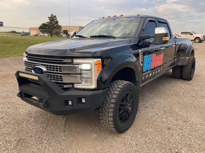 2018 Ford Super Duty F-350 DRW Pickup Platinum