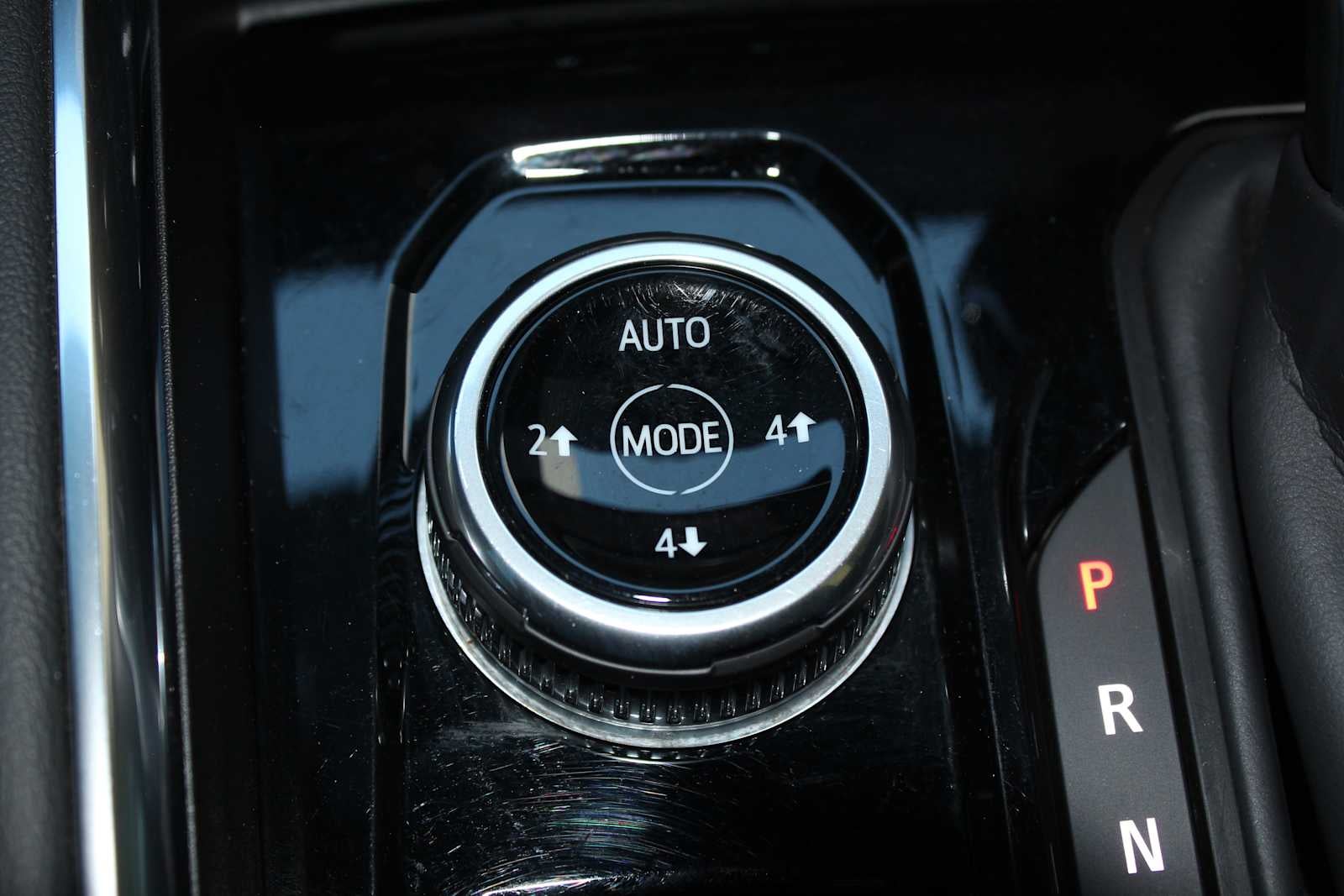 2025 GMC Canyon 4WD AT4