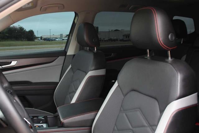 2024 Volkswagen Atlas 2.0T Peak Edition SE w/Technology