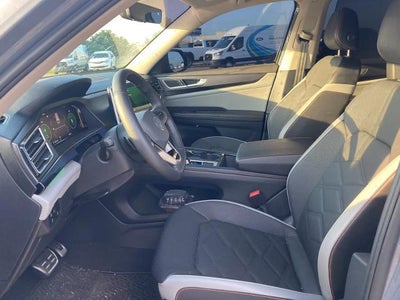 2024 Volkswagen Atlas 2.0T Peak Edition SE w/Technology
