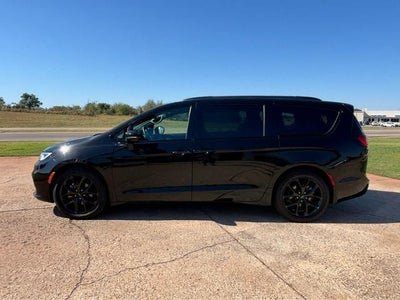 2025 Chrysler Pacifica Limited